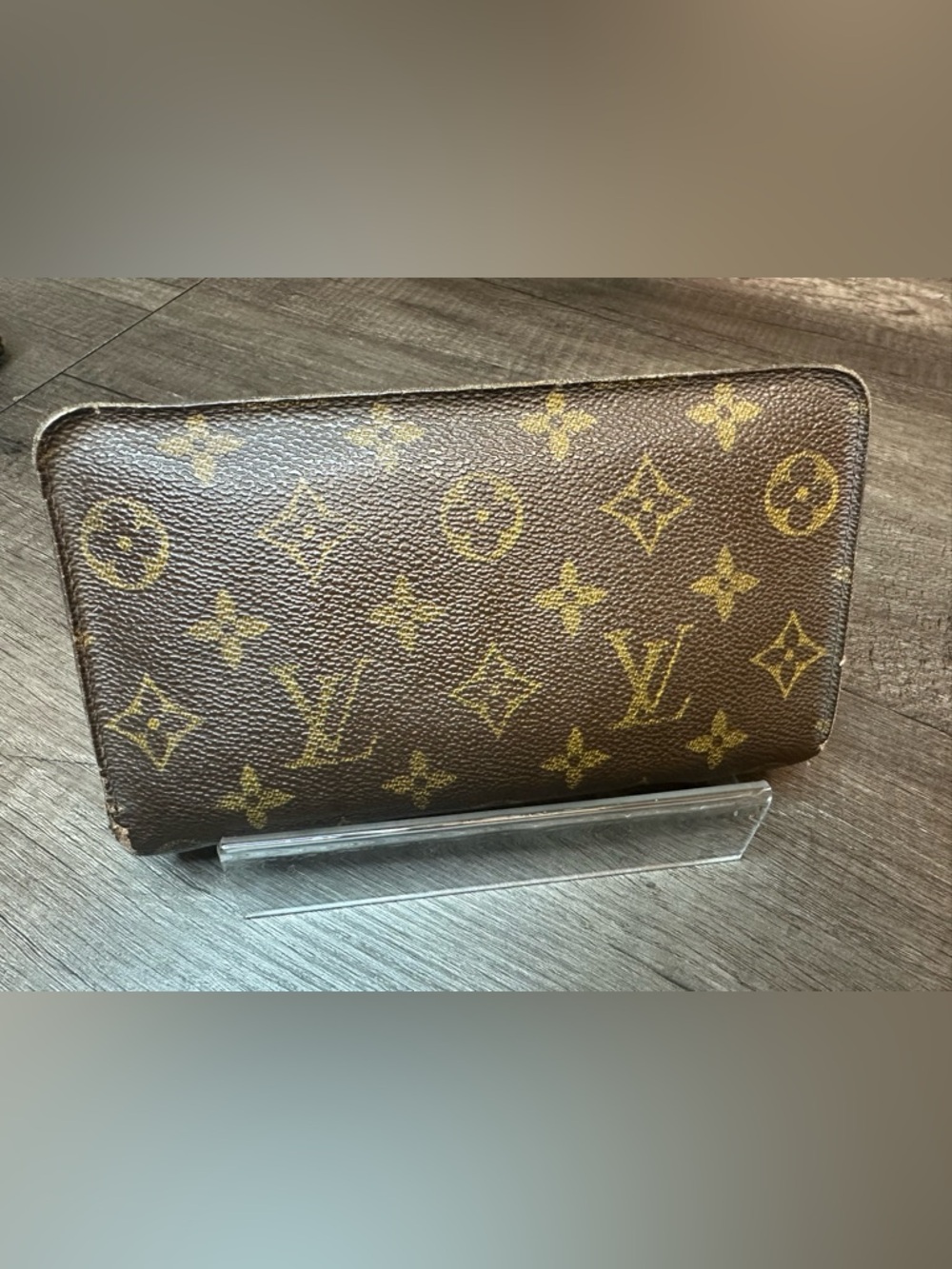 Louis Vuitton Monogram Canvas Zippy Wallet-AS IS